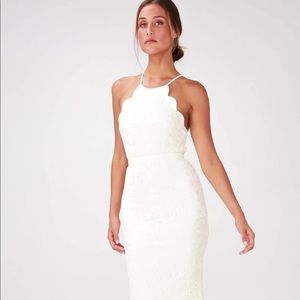 LuLu’s Ivory Scalloped lace Maxi Dress Sz L